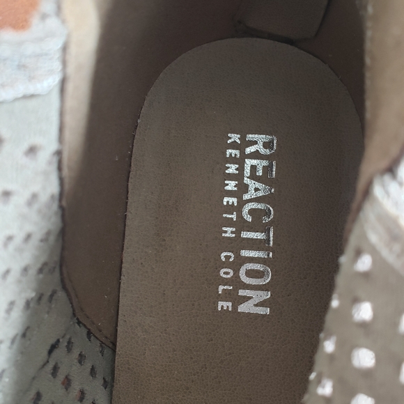 Kenneth Cole Beige Ankle Boots - Picture 2 of 4